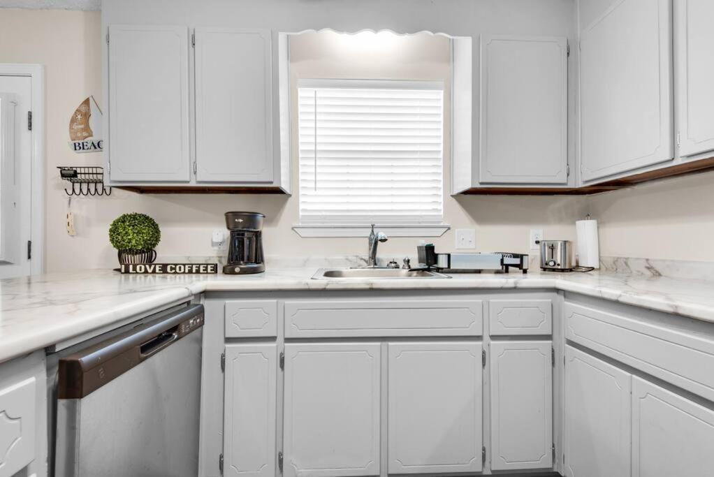 גולף בריז Gulf Brz-Beaches-Dwntwn Pns-Pet Friendly-Canal מראה חיצוני תמונה